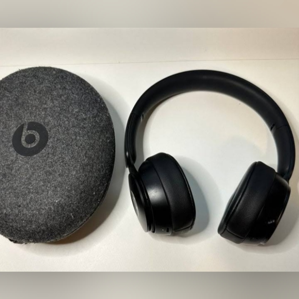 Beats Solo Pro Noise Cancelling Studio Headphones